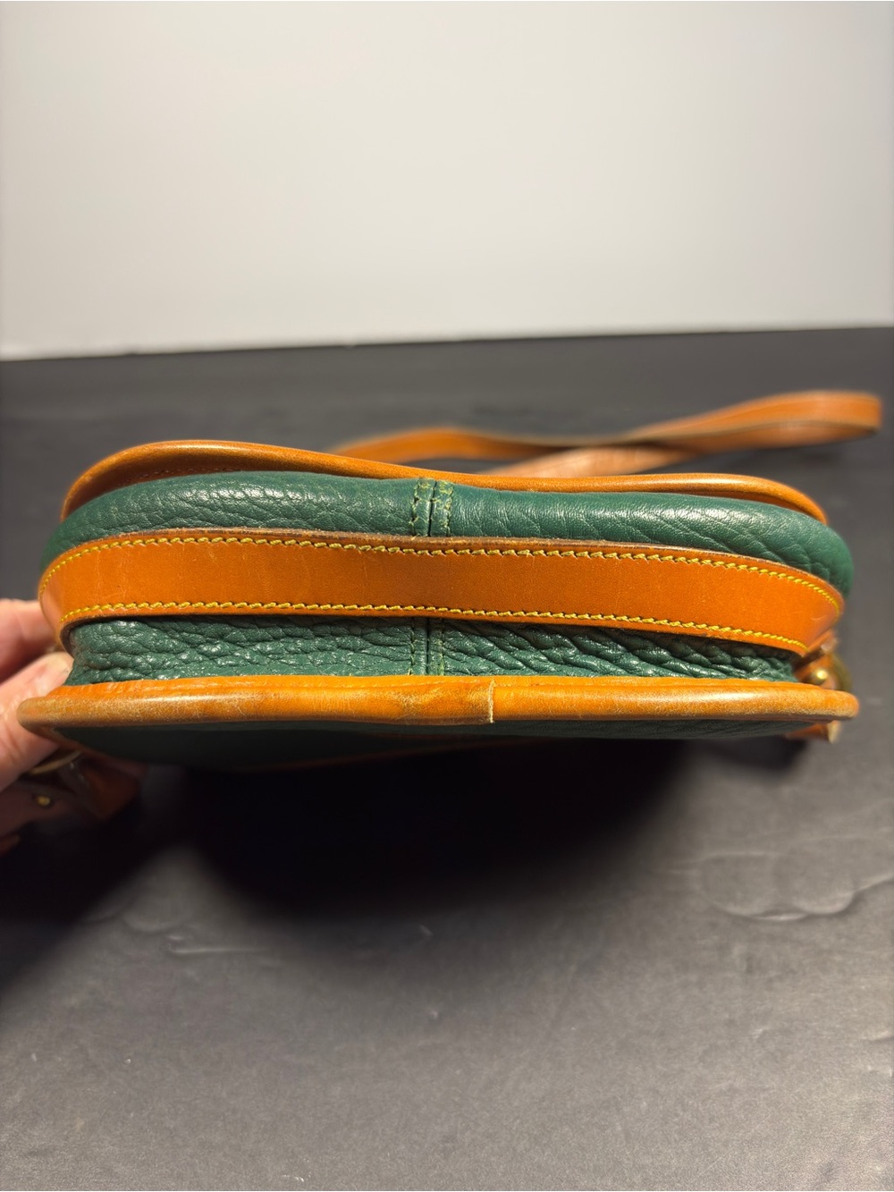 Dooney & Bourke AWL R51 Marble Bag Green Tan Leather Crossbody with Tan Trim - Picture 6 of 13